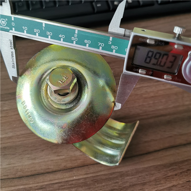 Toe Board Clip Mostrar 02