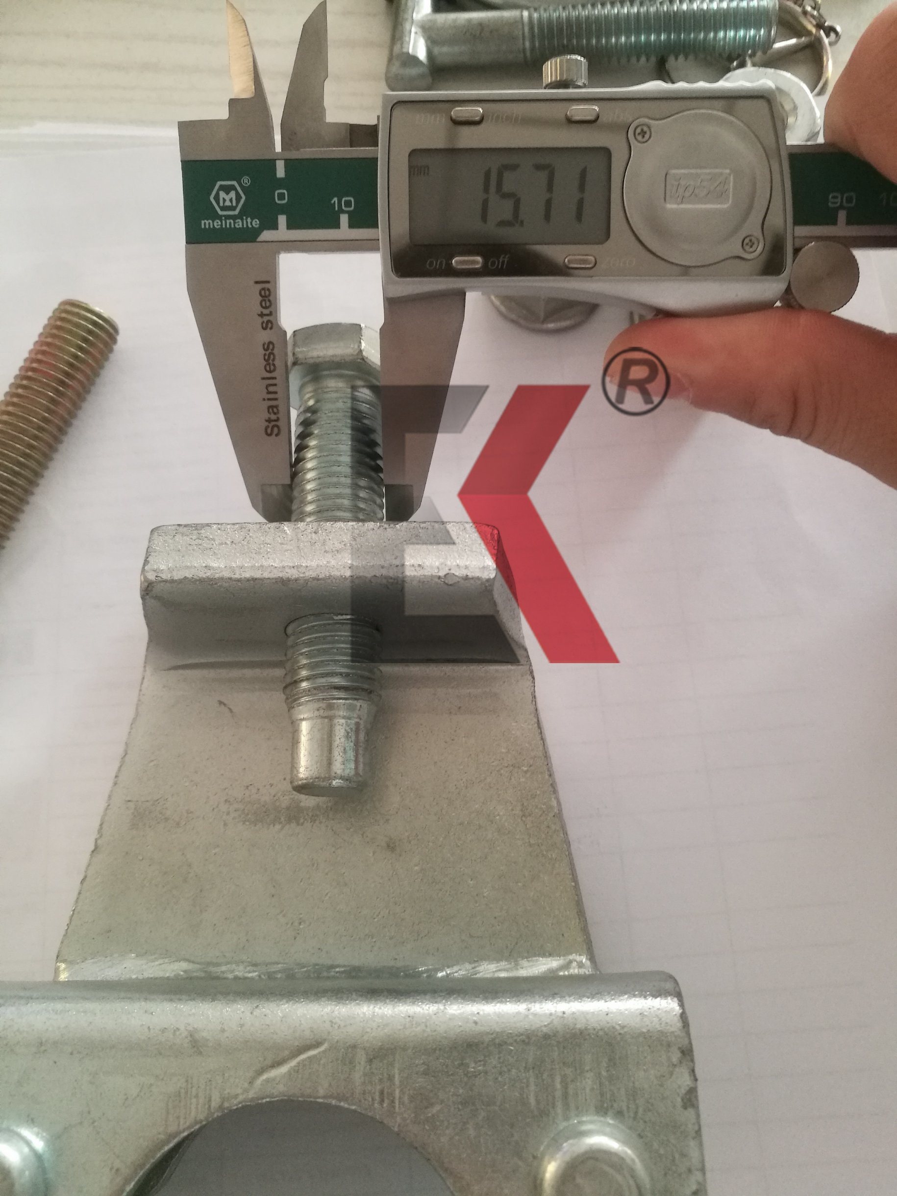 Couplador de viga fixa-1. 