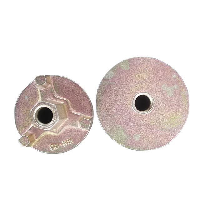 Fundir galvanize andaimes no acoplador de porca