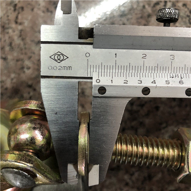 Couplador girat&oacute;rio pressionado Mostrar 03