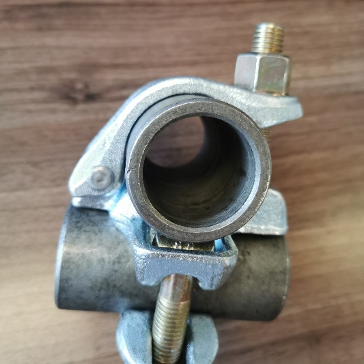 Andaimes duplos do acoplador