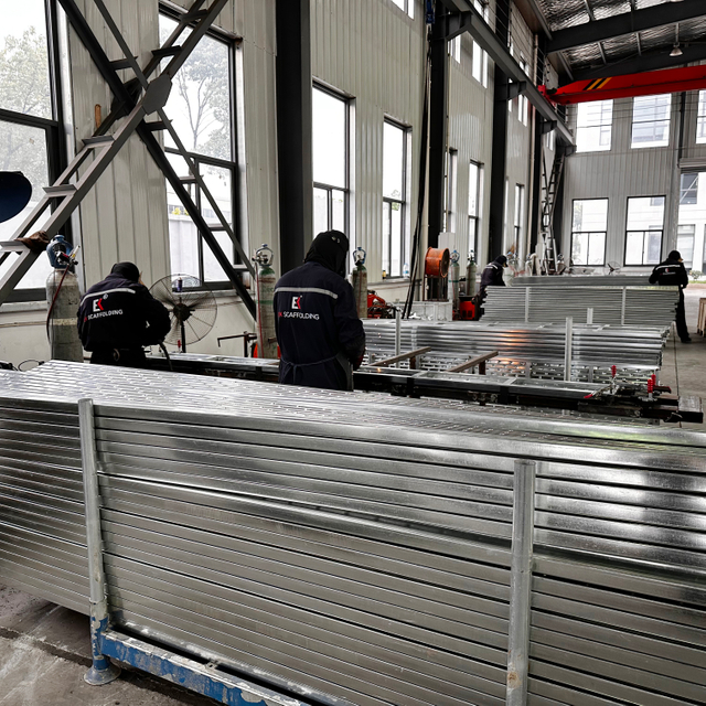 Planta de a&ccedil;o fechada