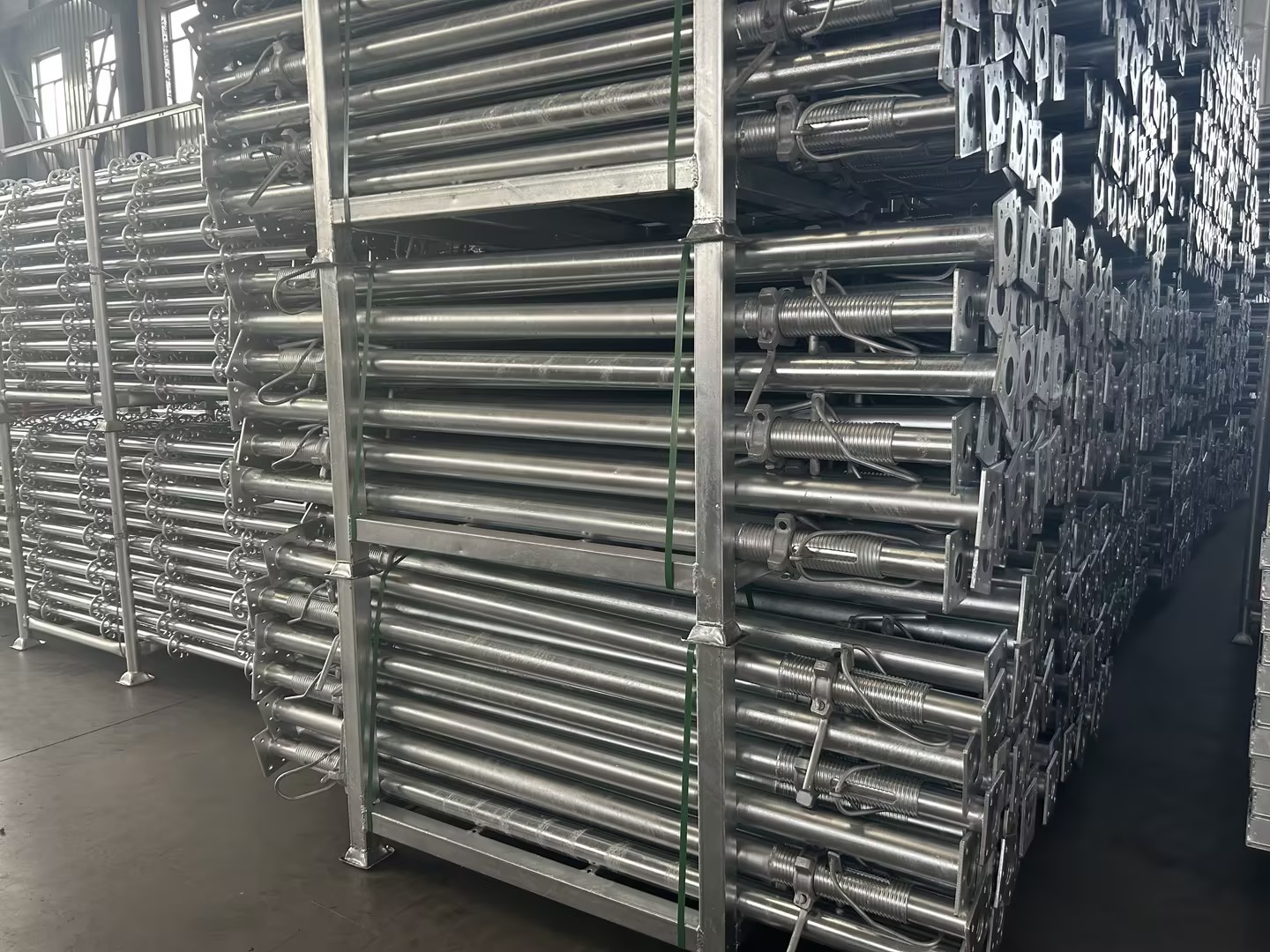 adere&ccedil;os de metal 