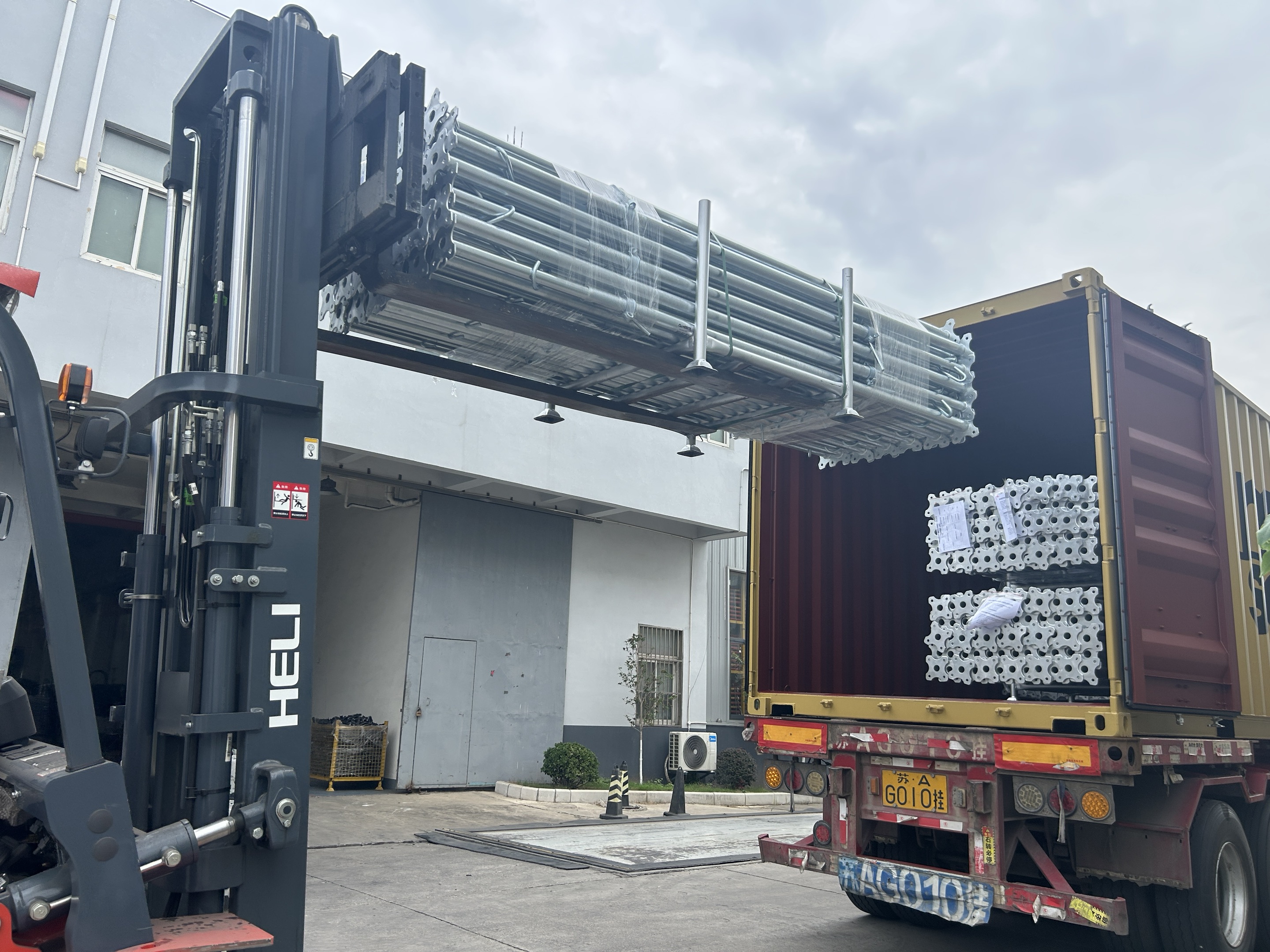 Adere&ccedil;os de andaimes 