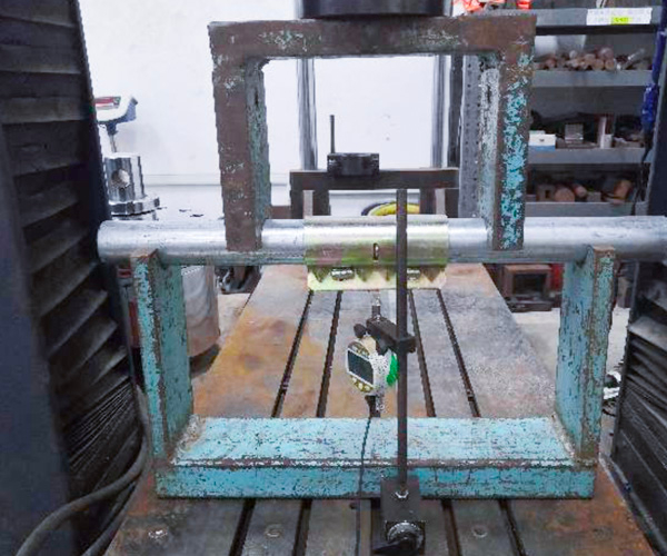 Couplador de manga prensada em teste