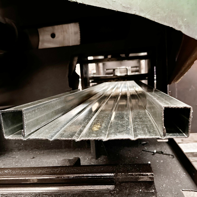 Planta de a&ccedil;o fechada