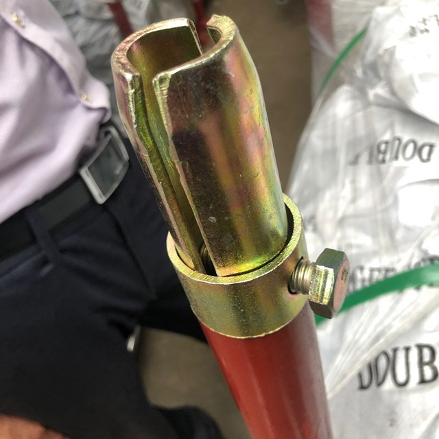 Colorido de zinco de zinco pressionado com o pino de junta de acoplador prensado