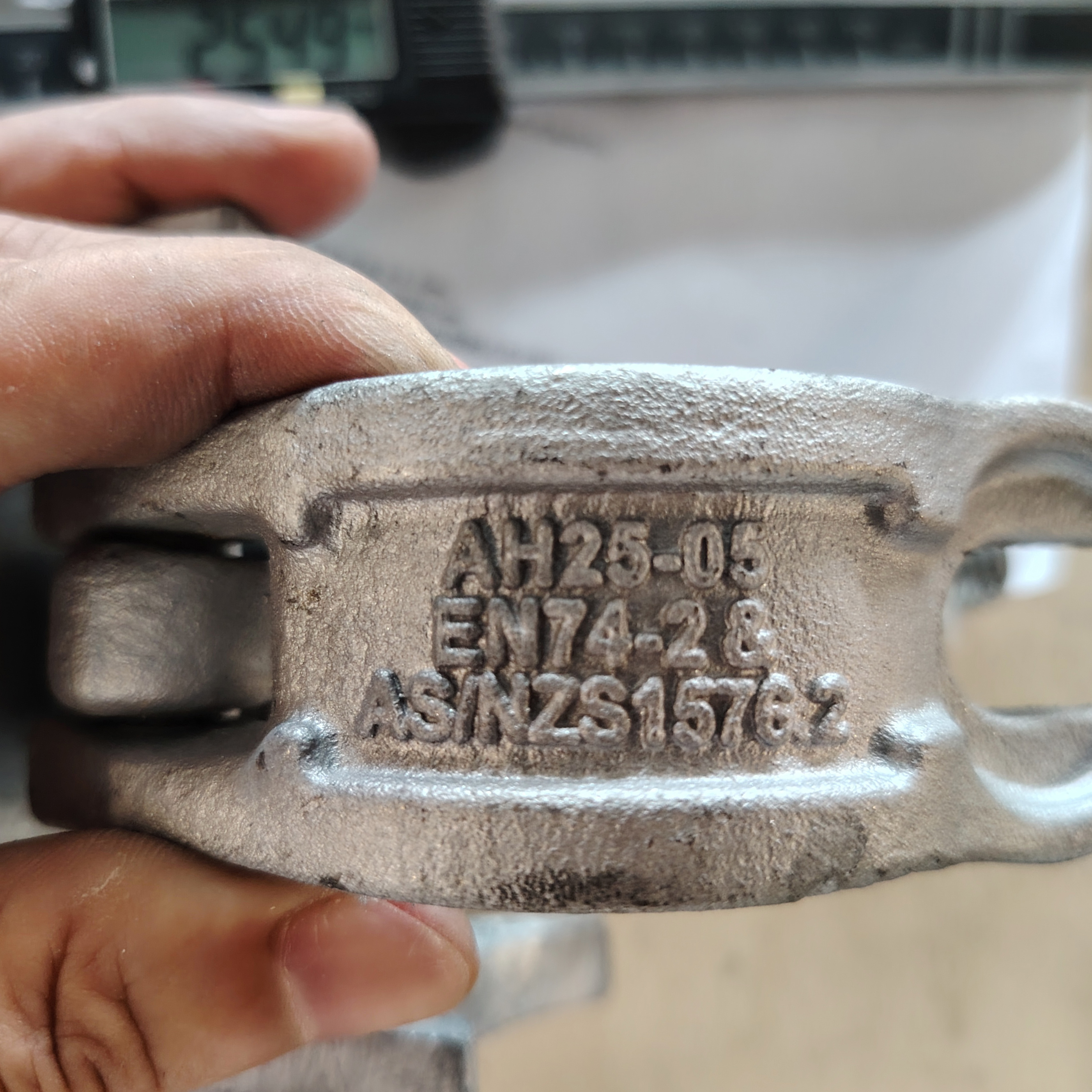 Braçadeira de andaime em formato especial Bjelke Klips