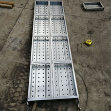 BS1139 Galvanized Steel Staffolding Hook Walk Planks
