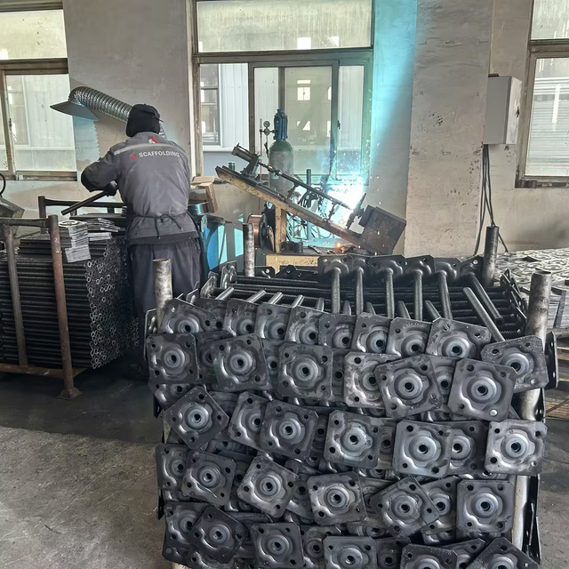 macaco de base ajust&aacute;vel de andaimes