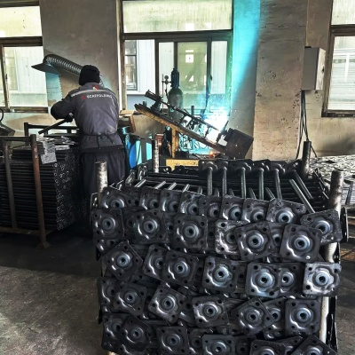 macaco de base ajust&aacute;vel de andaimes