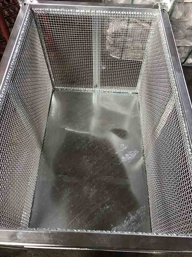 Palete de a&ccedil;o 11