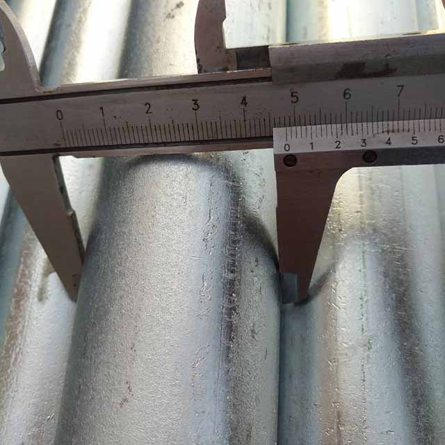 Tubo de a&ccedil;o 08