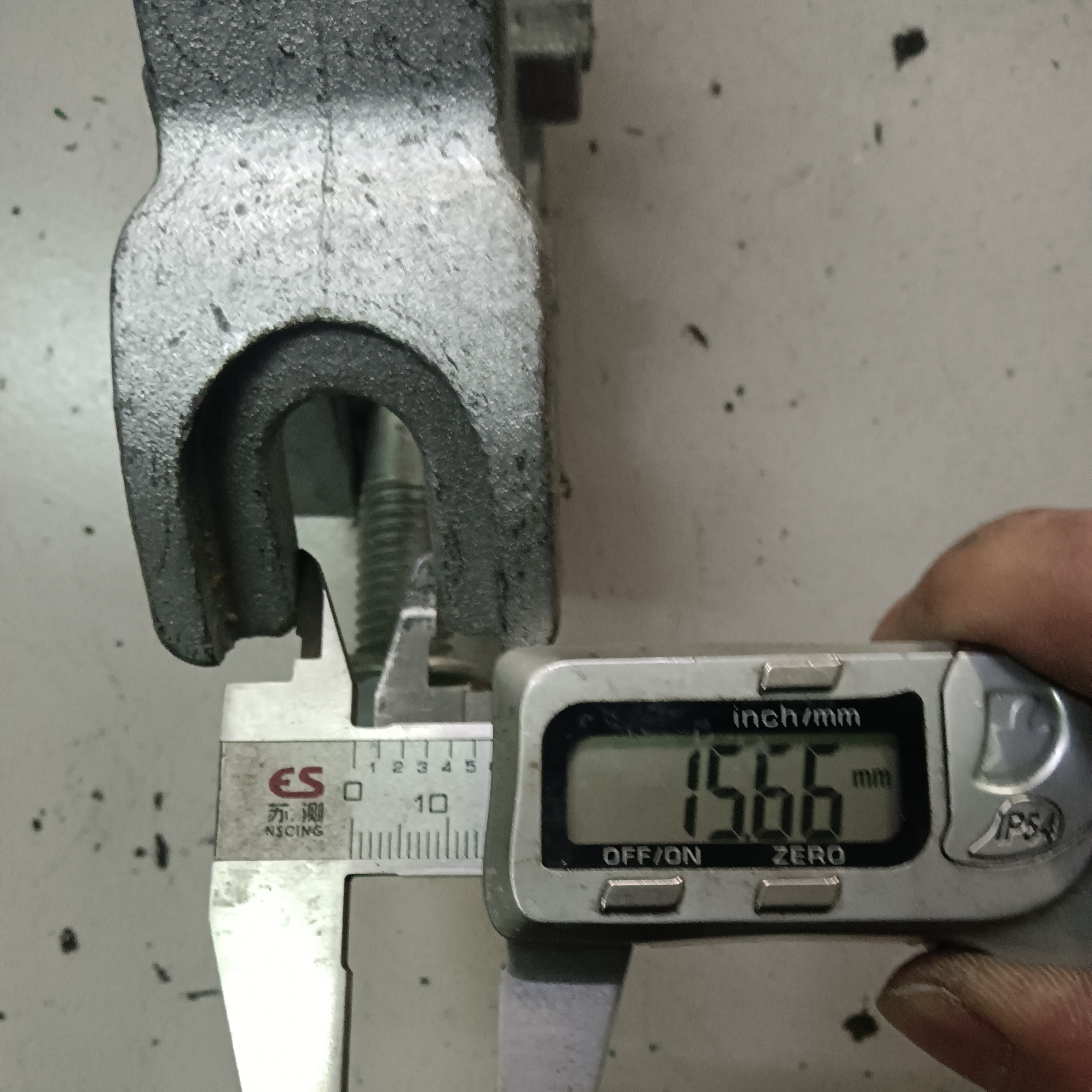 Braçadeira de andaime em formato especial de acoplador de anel