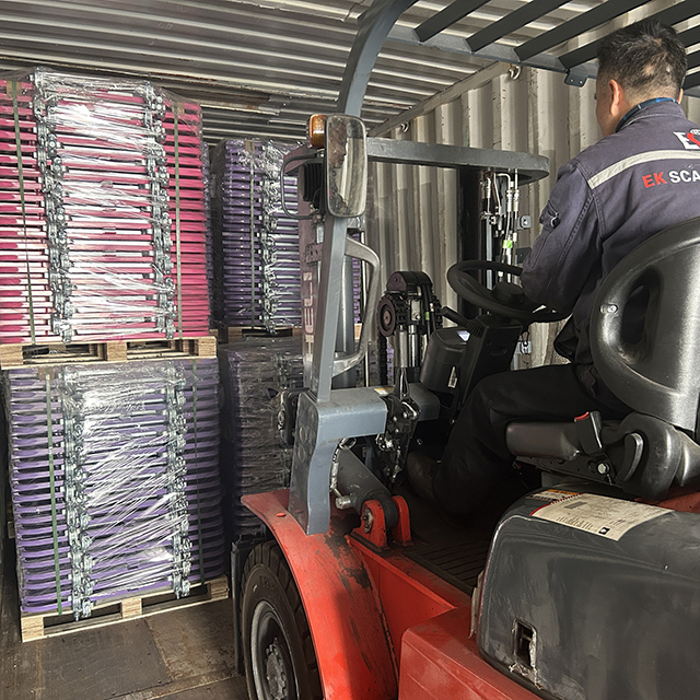 port&atilde;o de acesso por escada revers&iacute;vel envio