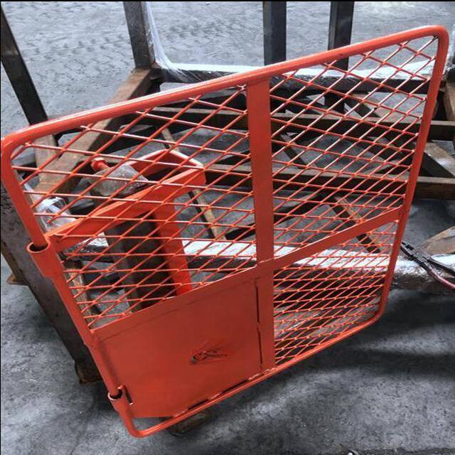 de acesso a a&ccedil;o port&atilde;o de acesso &agrave; escada 5 port&atilde;o 