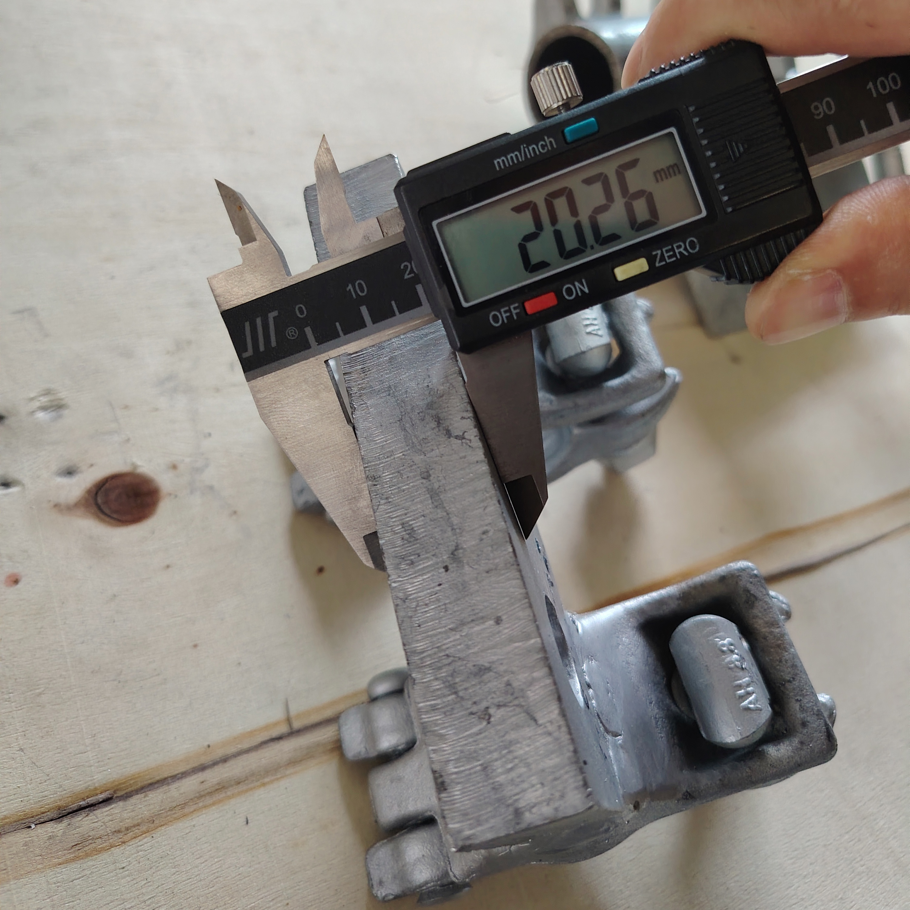 Base sob medida Bra&ccedil;adeira para andaimes 
