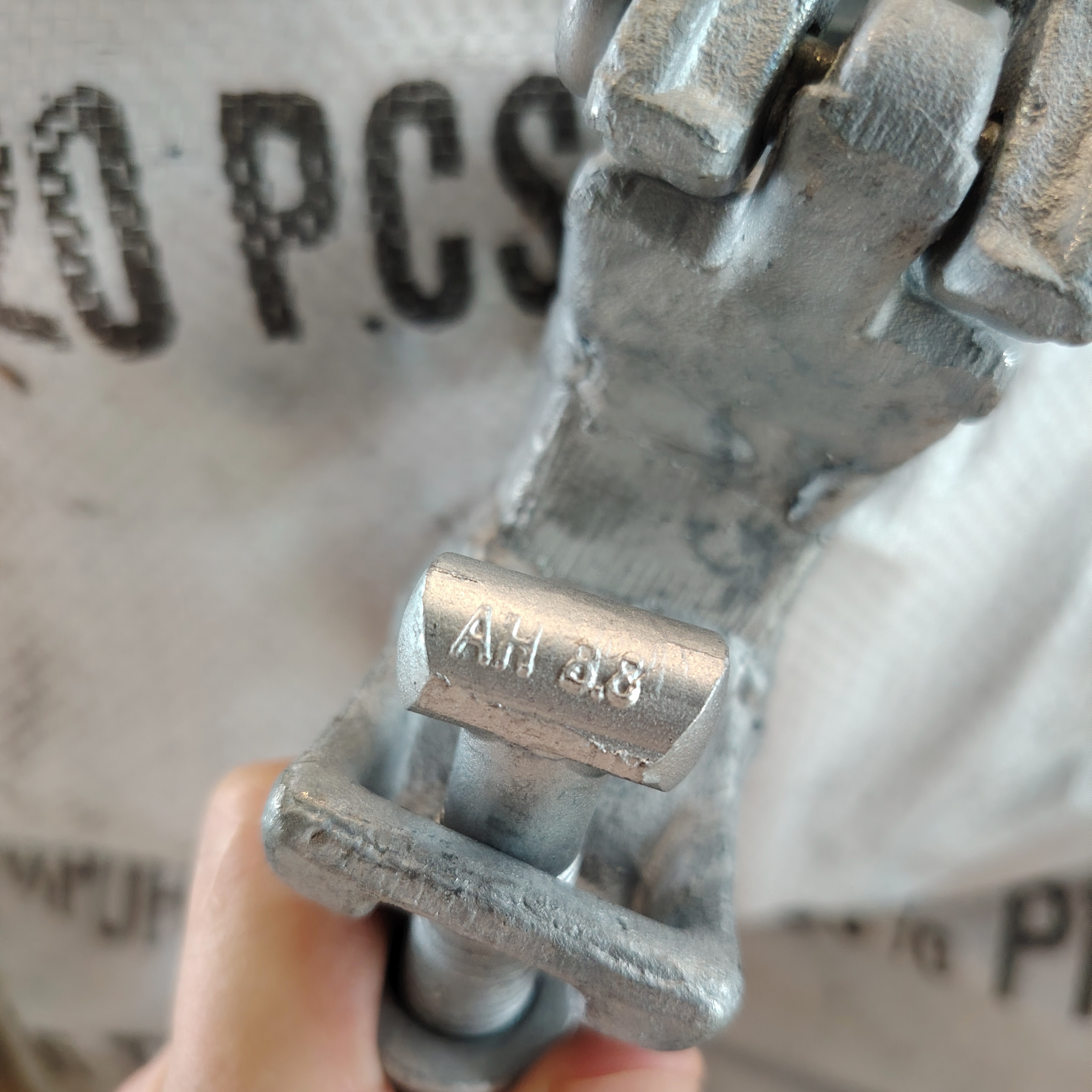 dist&acirc;ncia de bra&ccedil;adeira de andaime em formato especial - 98mm 