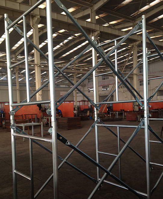 Sistema de andaimes de quadros