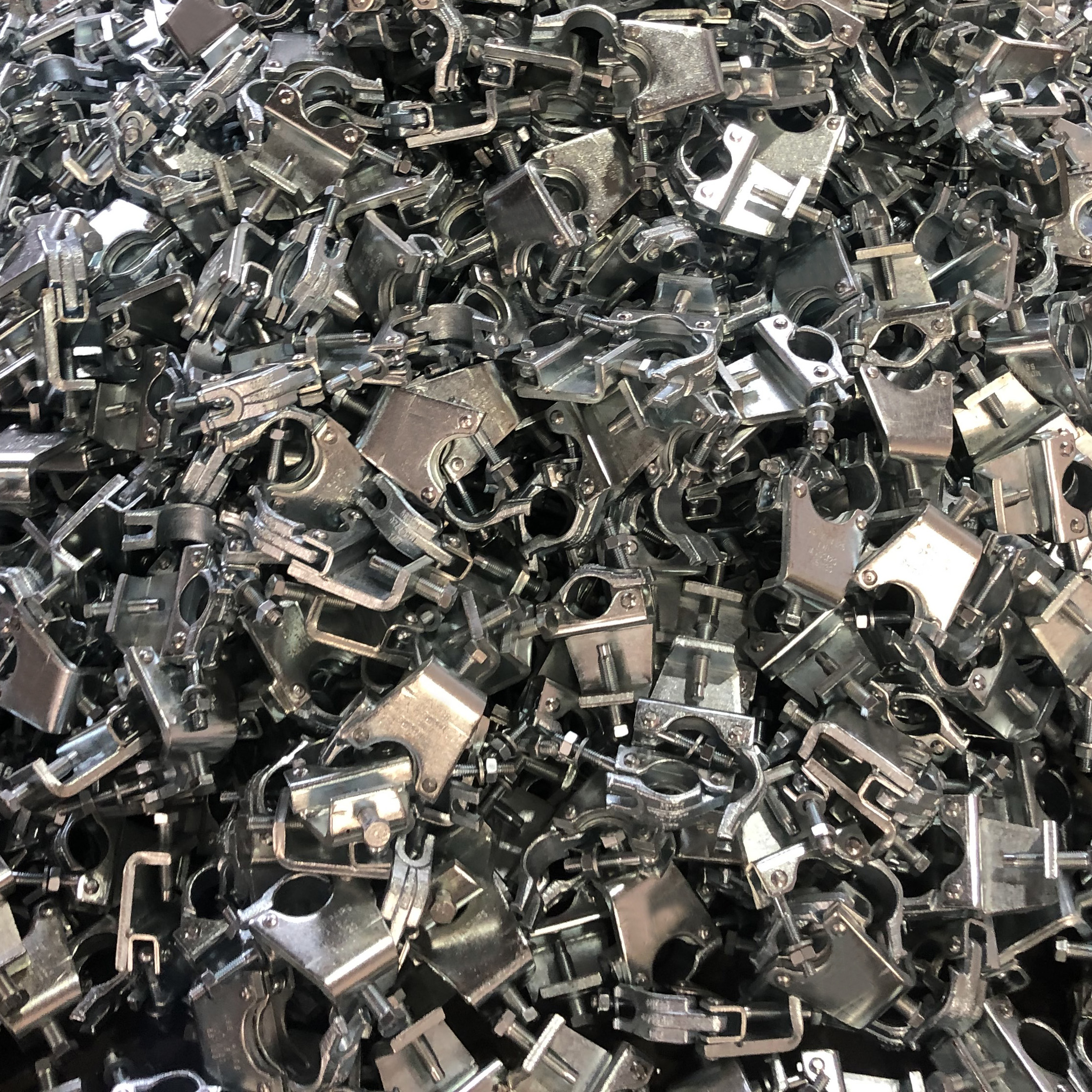 Couplador de viga forjada