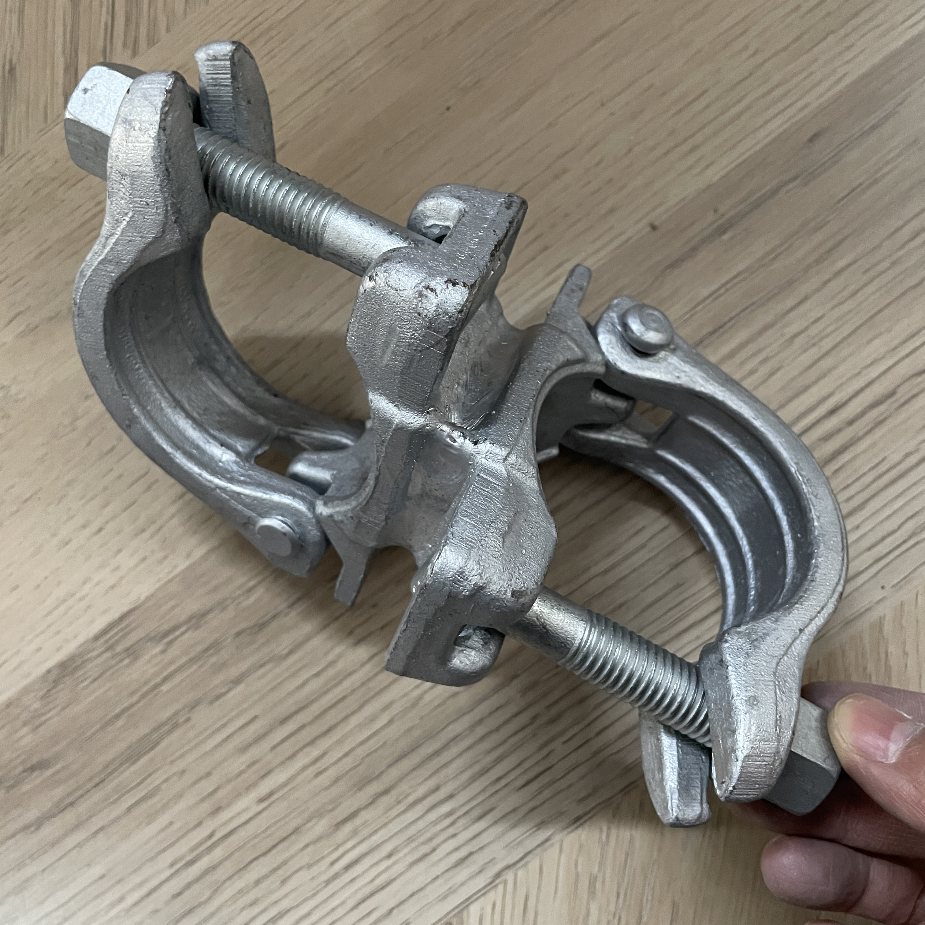 Acoplador duplo 60 x 60 braçadeira de andaime em formato especial