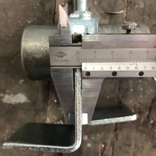 Couplador de reten&ccedil;&atilde;o da placa