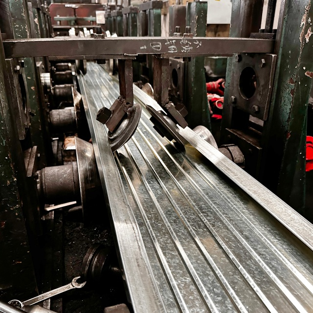 Planta de a&ccedil;o fechada