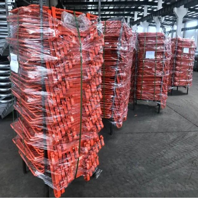 Portão de segurança de andaimes revestido a pó para construção