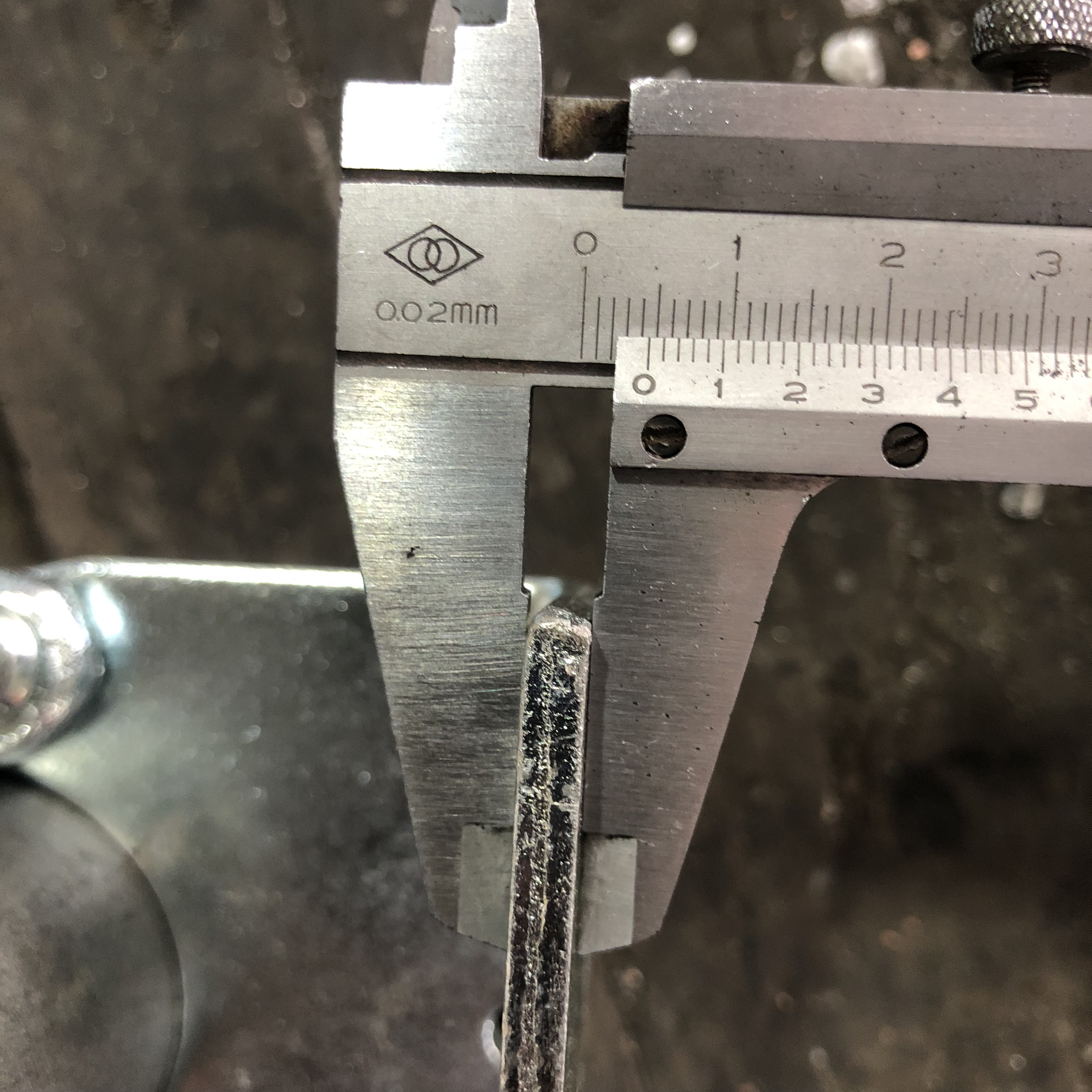 Couplador de reten&ccedil;&atilde;o de placa forjada