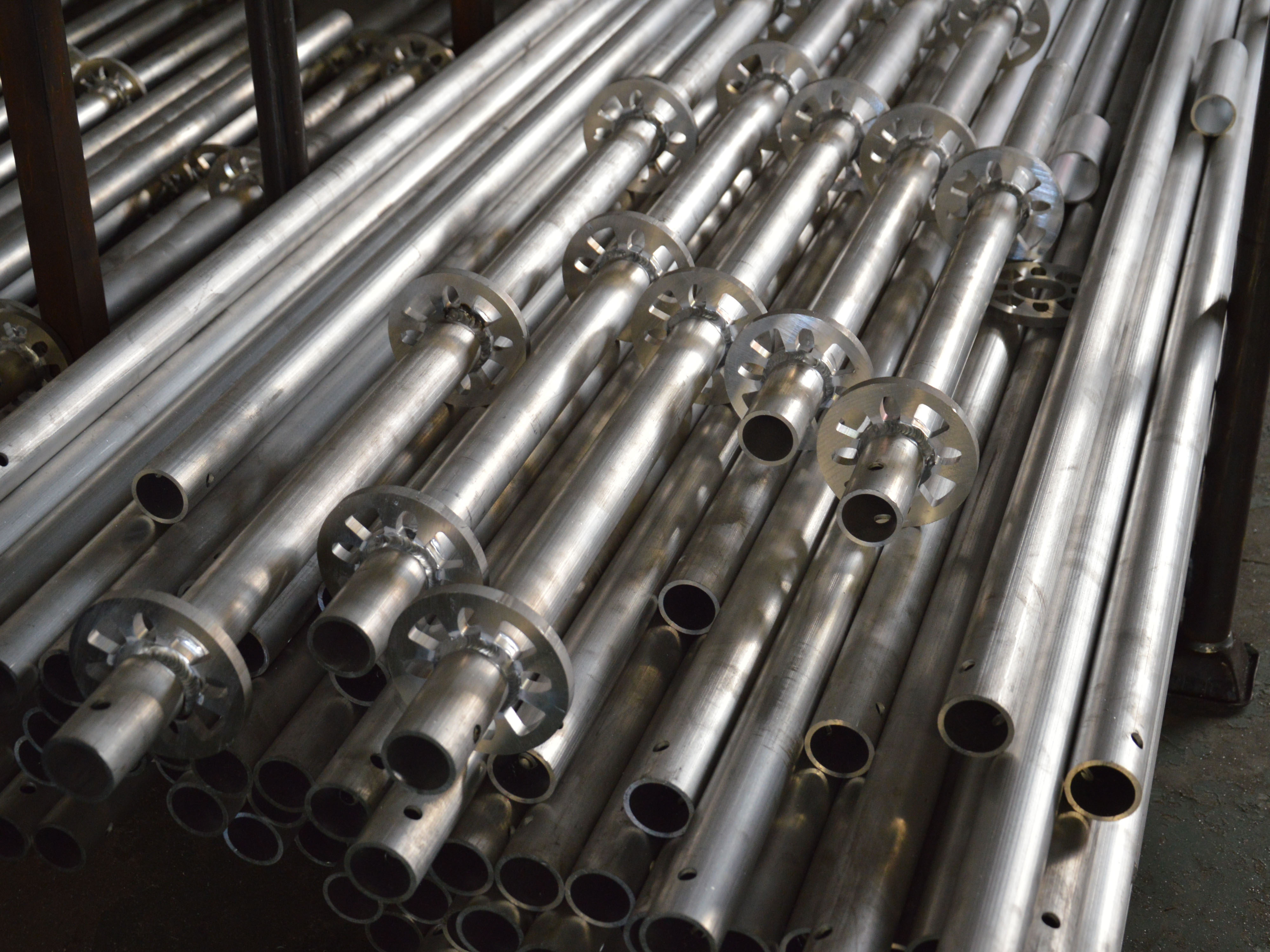 padr&atilde;o de andaimes de alum&iacute;nio