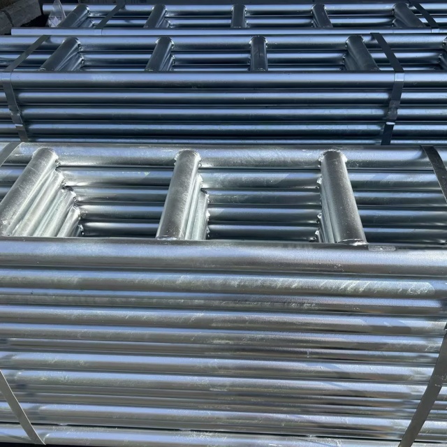 Feixe de escada de a&ccedil;o