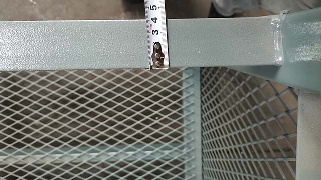 Palete de a&ccedil;o 09