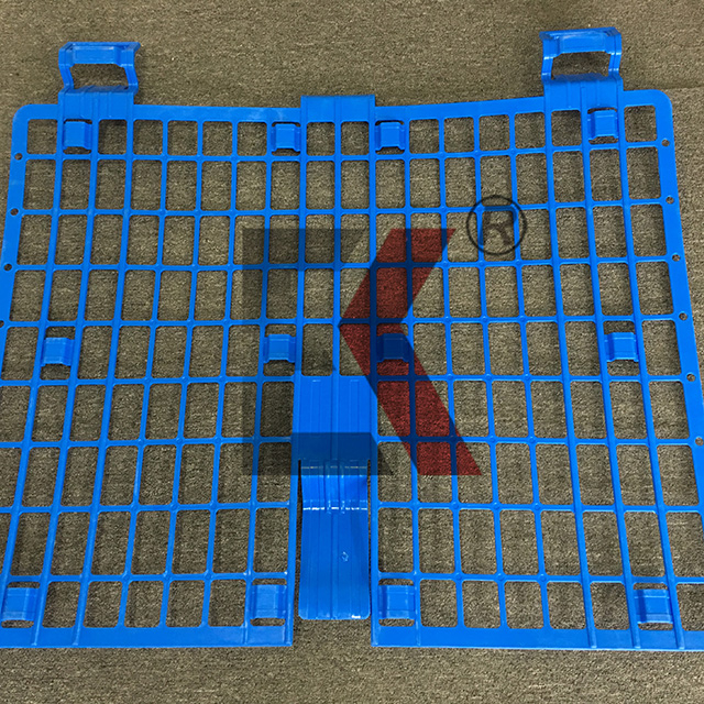 Portão de acesso à escada de andaimes carregados de mola