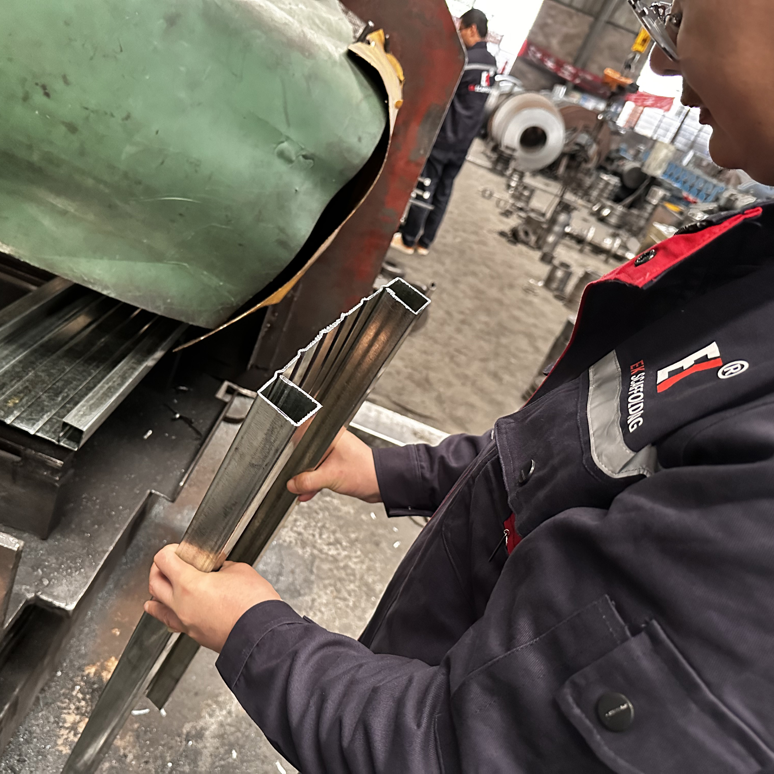 Plank de a&ccedil;o fechado 生产流程 (7)