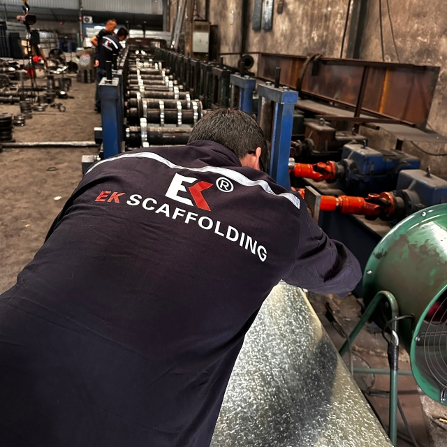 Planta de a&ccedil;o fechada